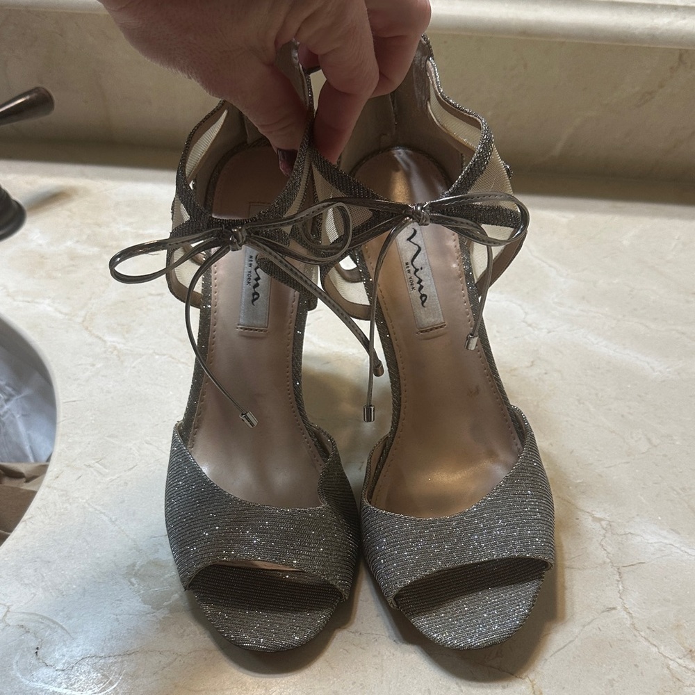 Nina Glittering Silver Heels